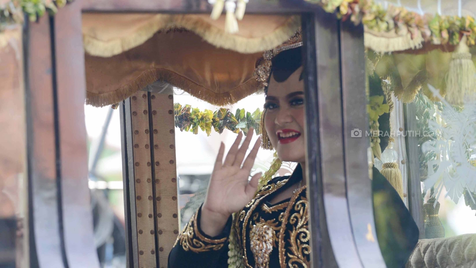 Kirab Pernikahan Kahiyang Ayu Dan Bobby Nasution