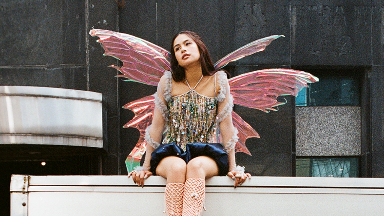 Maudy Ayunda Rajut Visual 'Urban Fairytale' lewat Album 'Pada Suatu Hari