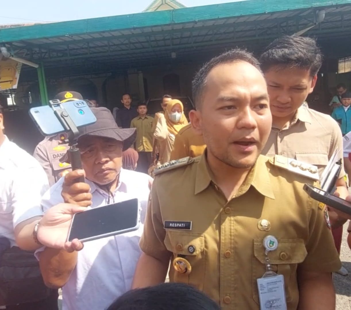 Ramai Fenomena Bendera One Piece, Wali Kota Solo: Asalkan Utamakan Bendera Merah Putih