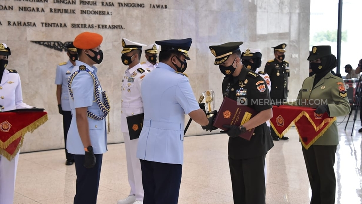 Mantan Ajudan Wapres JK Terpilih Jadi Lulusan Terbaik Sesko TNI