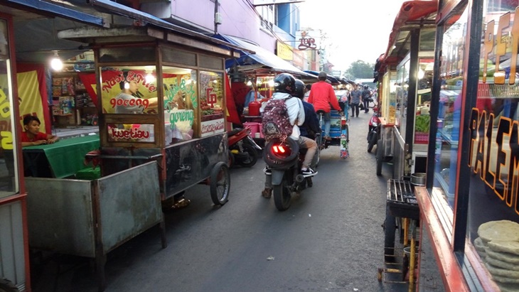 Jadi Andalan Destinasi Kuliner, Pemkot Garut Diharapkan Kelola Pasar Ceplak Lebih Bersih dan Rapi