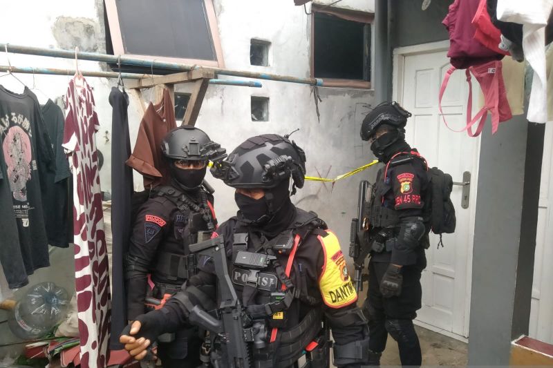 Gegana Brimob Pastikan Tak Ada Jejak Residu Bom di Lokasi Ledakan Pamulang