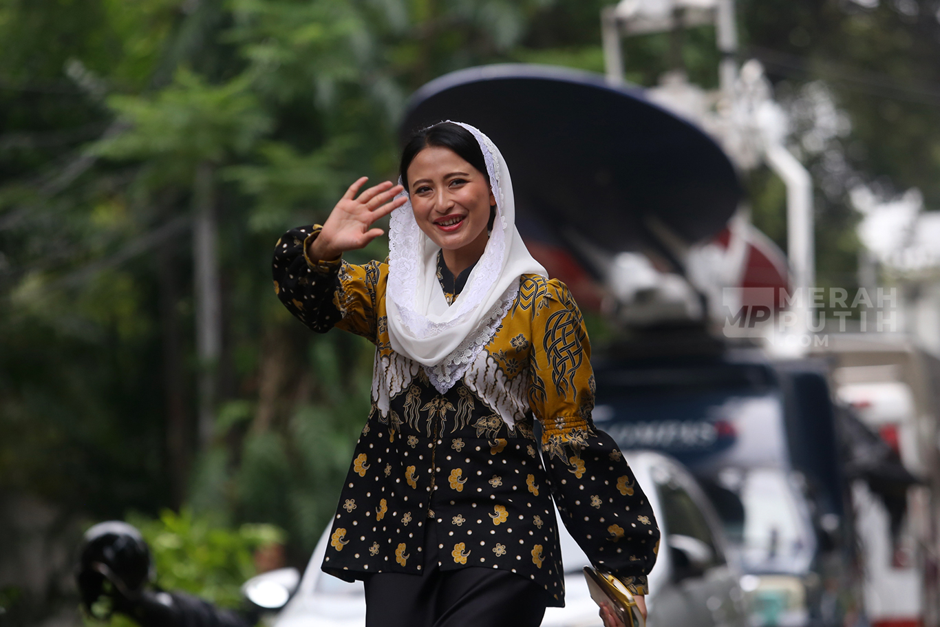 Deretan Srikandi Sambangi Kediaman Prabowo Subianto di Kertanegara