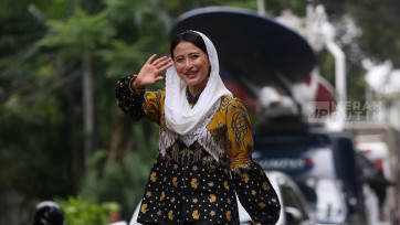 Deretan Srikandi Sambangi Kediaman Prabowo Subianto di Kertanegara