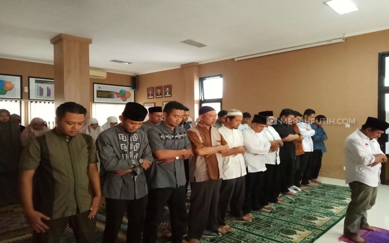  Dua Anggota KPSS Solo Meninggal dan Lima Masih Dirawat, KPU Adakan Salat Gaib 