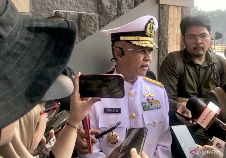 Prajurit TNI Dilarang Komentar Hingga Foto Bareng dengan Kontestan Pemilu di Medsos