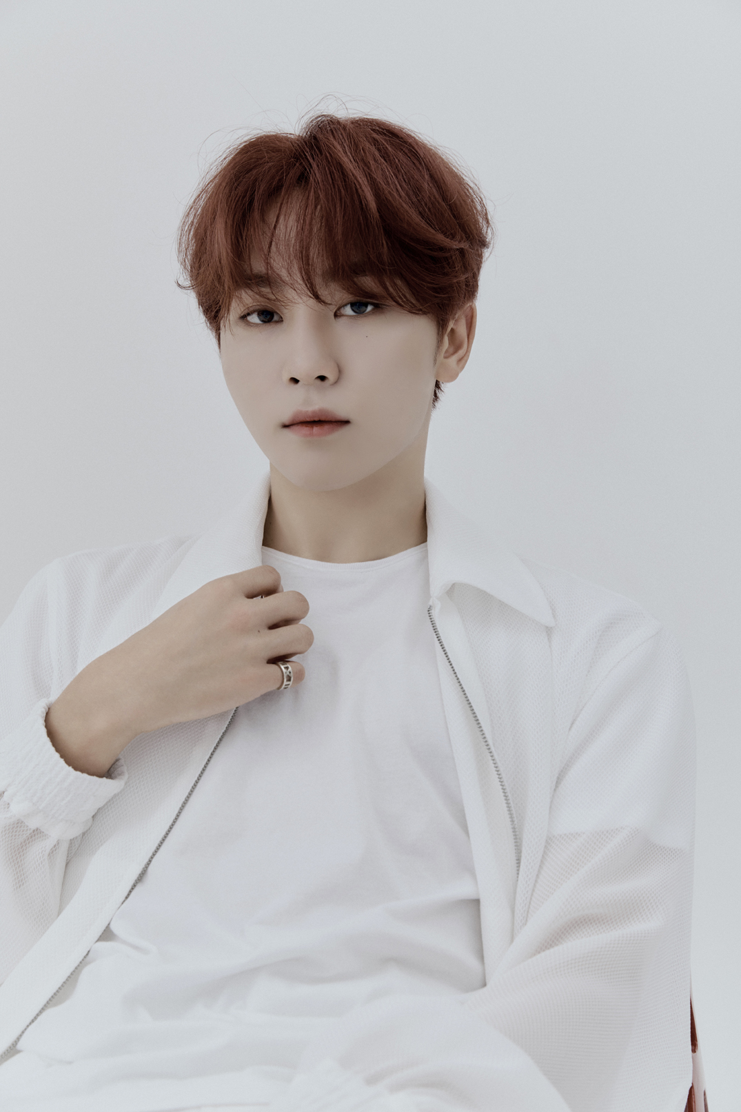 Seungkwan mengalami cedera ligamen pada pergelangan kaki kirinya. (Foto: kprofiles.com)
