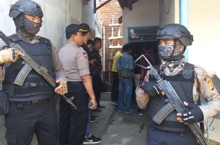 Pasca Penusukan Wiranto, Empat Terduga Teroris Ditangkap di Kota Cirebon