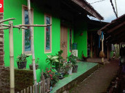 Teror Bom Panci, Pelaku Warga Desa Cukang Genteng Bandung