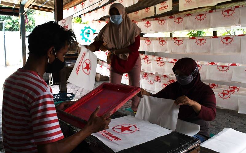 Program Bersama Sahabat-Umi Bangkit, Dorong Pelaku Usaha Bertahan di Tengah Pandemi