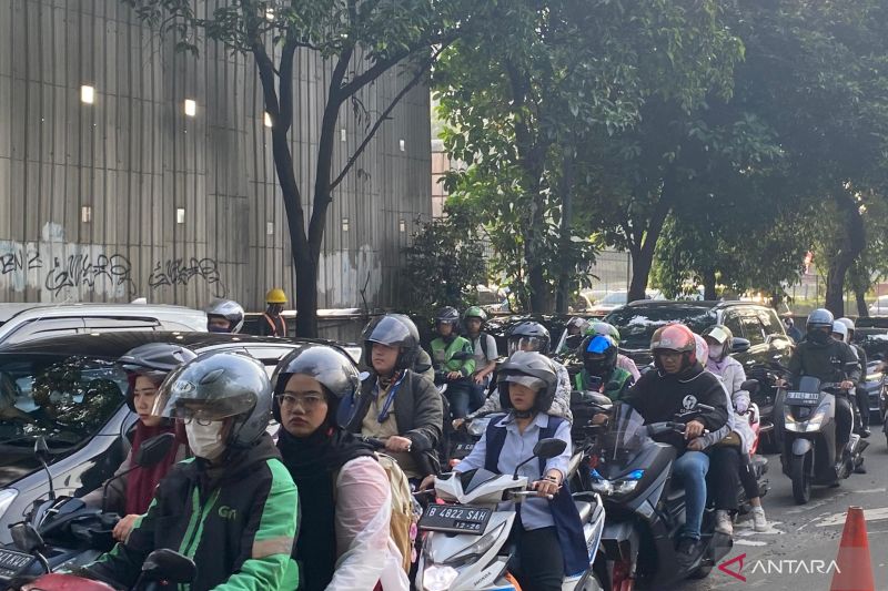 Kemacetan di Jalan TB Simatupang Kian Parah, Pemerintah Bangun Posko