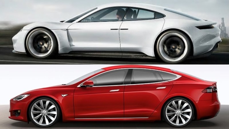 1. Tesla Model S dan Porsche Taycan Turbo S yang sering dibandingkan (Taycanevforum)