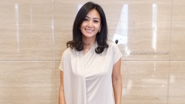 Kecanduan Netflix, 'Me Time' Ala Susan Bachtiar