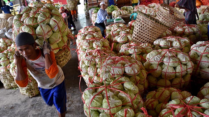 Harga Sayuran di Jember Fluktuatif Selama Ramadan