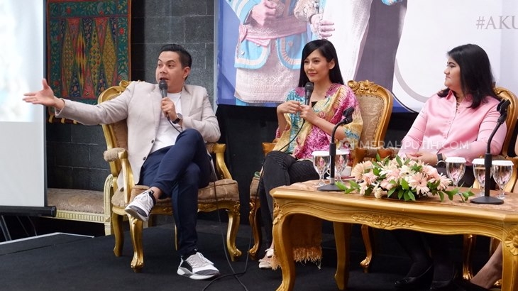 Ardina Rasti dan Suami Jadi Ikon Pameran Pernikahan