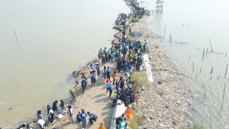 coastal clean up