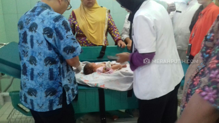 Malang, Bayi Baru Lahir Ditemukan Warga di Dalam Septic Tank