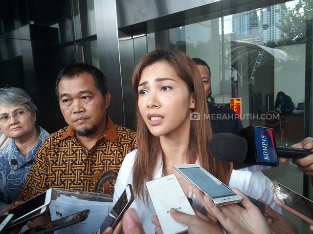 Nadya Mulya anak Budi Mulya
