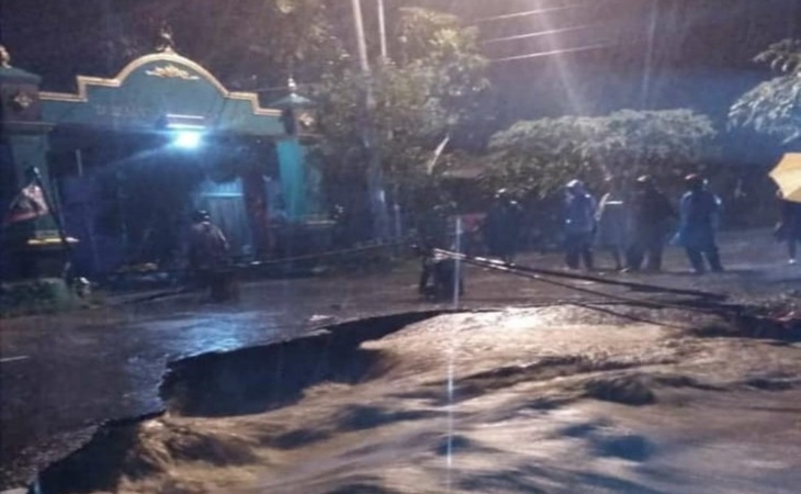 sejumlah kawasan di Yogyakarta rusak dan longsor
