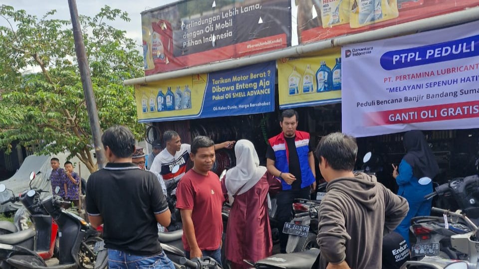 Pertamina Sediakan Bengkel Ganti Oli Gratis untuk Warga Terdampak Banjir dan Longsor di Sumatra Barat dan Utara