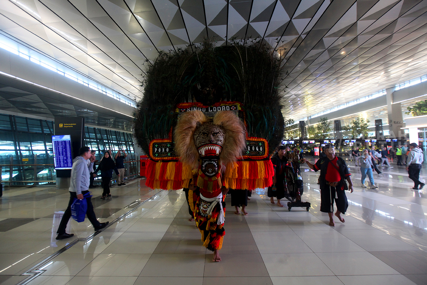 Reog Ponorogo Unjuk Gigi di Terminal 3 Bandara Internasional Soekarno-Hatta