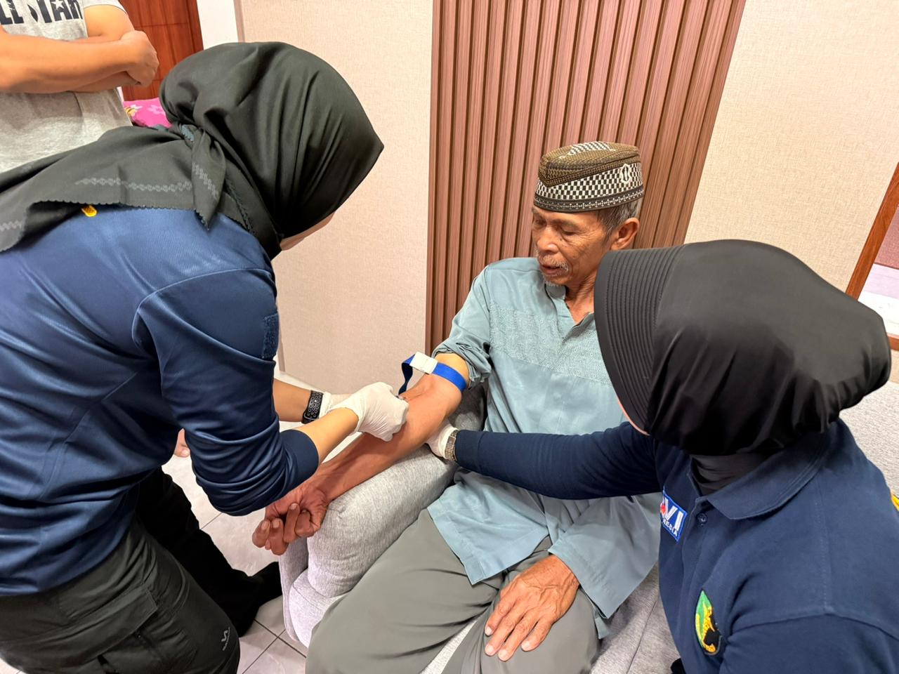 Polda Jateng Ambil Sampel DNA dan Data Antemortem Keluarga Korban Pesawat ATR 42-500