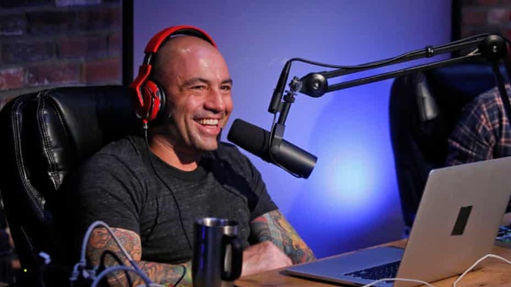 Joe Rogan Angkat Bicara Soal Misinformasi COVID-19 di Spotify