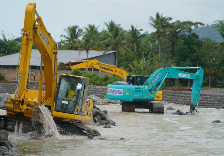 Banjir Bandang Padang: 120 Rumah Terdampak, Kementerian PU Percepat Pemulihan