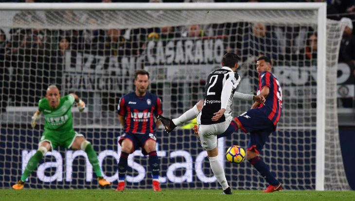 Juventus Menang, Napoli Naik ke Puncak