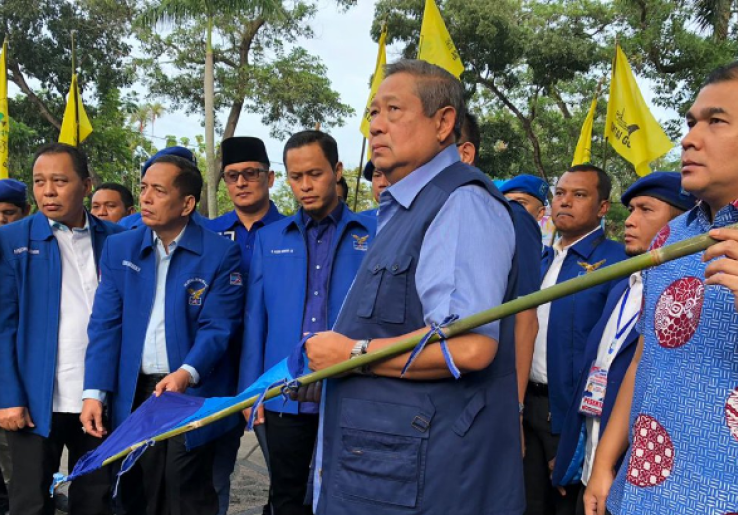 Bendera dan Baliho Partai Demokrat Dirusak, SBY: Lebih Baik Kita Mengalah