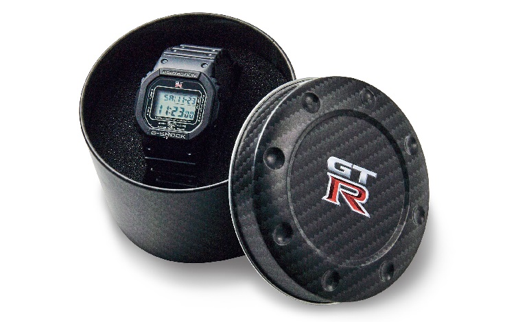 Casio Segera Rilis Jam Tangan Nissan GT-R, Tampil Serba Hitam
