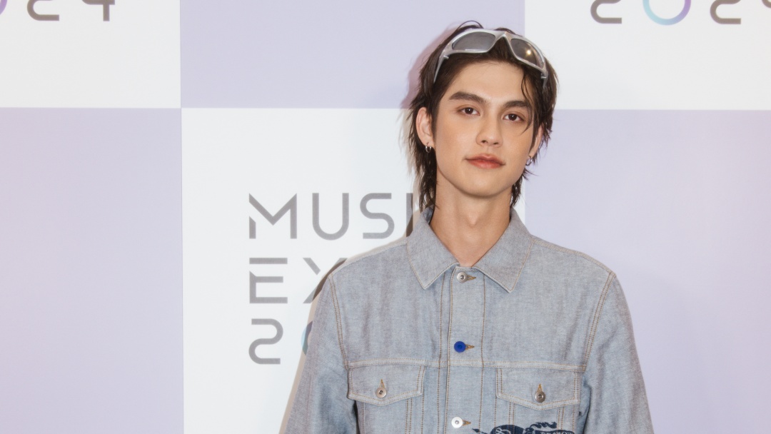 Penampilan Memukau BRIGHT di NHK Music Expo