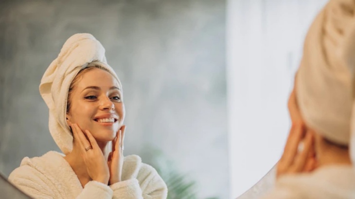 Kata Pakar tentang Tren Reverse Skincare