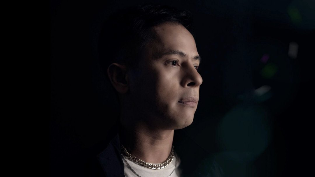 Tiroy Sihotang Cerita Ketulusan dan Kehilangan di Single 'Tunggu Aku Di Surga'