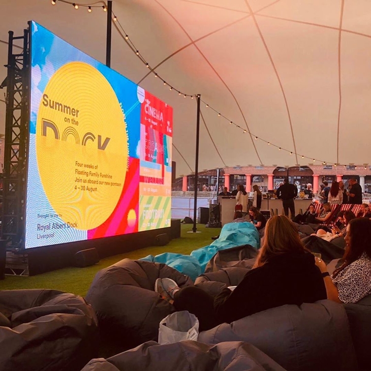 Pop-up Floating Cinema. (Foto: instagram.com/thealbertdock)