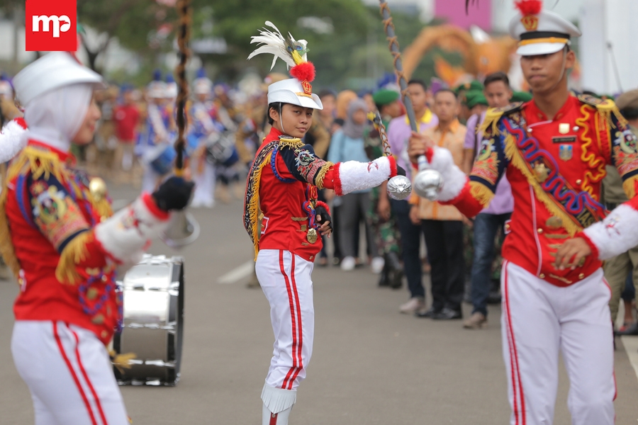 Marching Band IPDN Tampil Memukau di HUT Tangerang ke-73