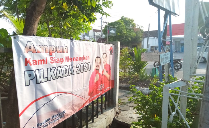 Spanduk Purnomo-Teguh di Pilwalkot Solo