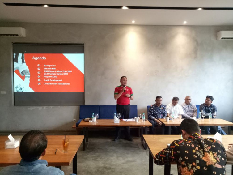 Dicalonkan Jadi Ketum PSSI, Iwan Bule Dapat Bekal Berharga