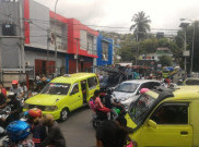 Gempa 3 Hari Berturut, Warga Ambon Panik Takut Tsunami