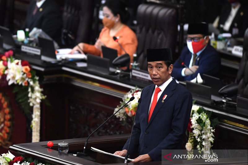 Singgung Sosok Agamis dan Pancasilais, Jokowi Dinilai Sindir Kelompok Fanatik