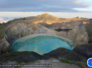 Warna Danau Berubah, Status Gunung Kelimutu Naik Jadi Waspada