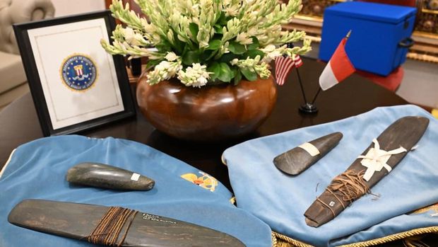 Bos FBI Datangi Kertanegara Kediaman Pribadi Prabowo Terkait Artefak Suku Papua Ilegal