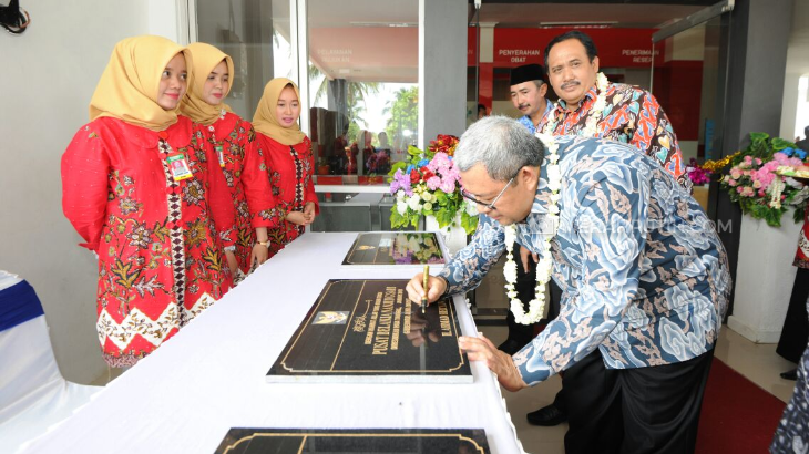 Pujian Selangit Aher untuk Kabupaten Bungsu Jawa Barat