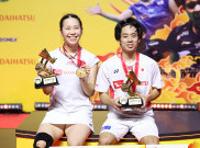 Ganda Campuran Jepang Hiroki Midorikawa/Natsu Saito Juara Indonesia Masters 2025