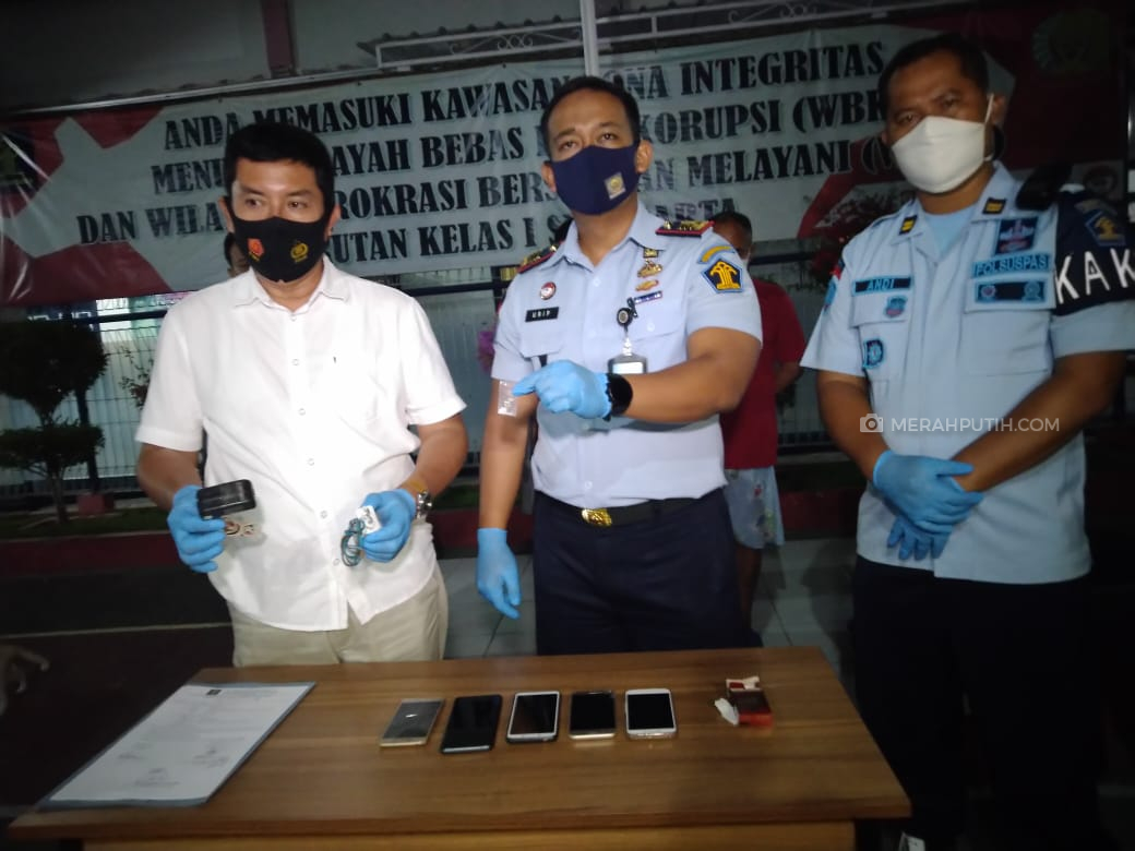 Oknum Petugas Rutan Surakarta Kepergok Selundupkan Narkoba Pesanan Warga Binaan