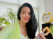 Menulis Lagu Jadi Cara Hilangkan Stres ala Yura Yunita