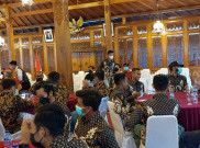 Gibran Jamu Pemain dan Ofisial Persis Solo di Loji Gandrung