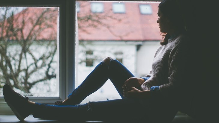 orang depresi butuh pertolongan