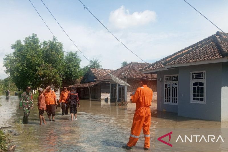  Warga Oku Sumsel Berlebaran di Tengah Banjir