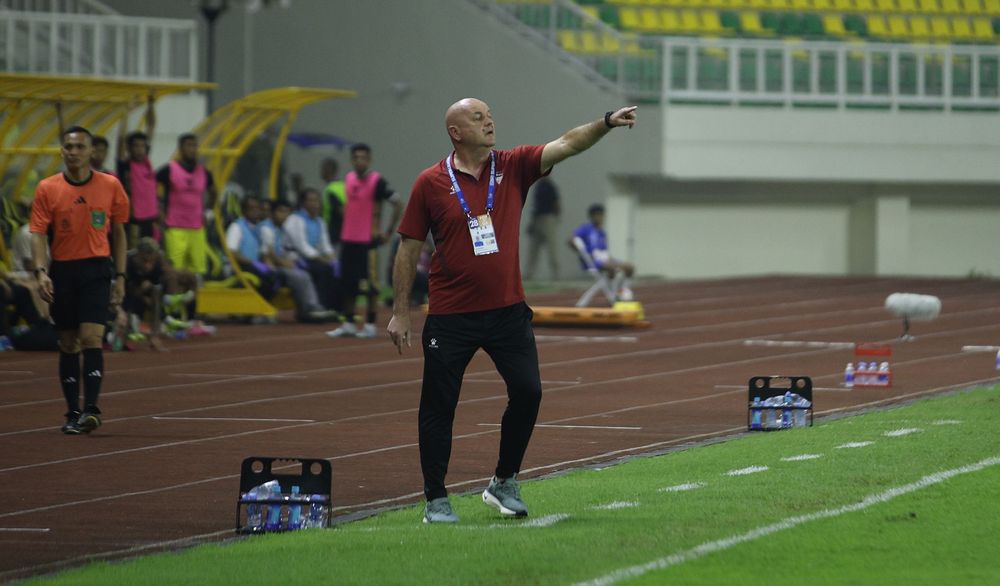 Bojan Hodak Kumpulkan 200 Poin bersama Persib, Samai Rekor Pelatih Legendaris Indra Thohir dengan Laga Lebih Sedikit